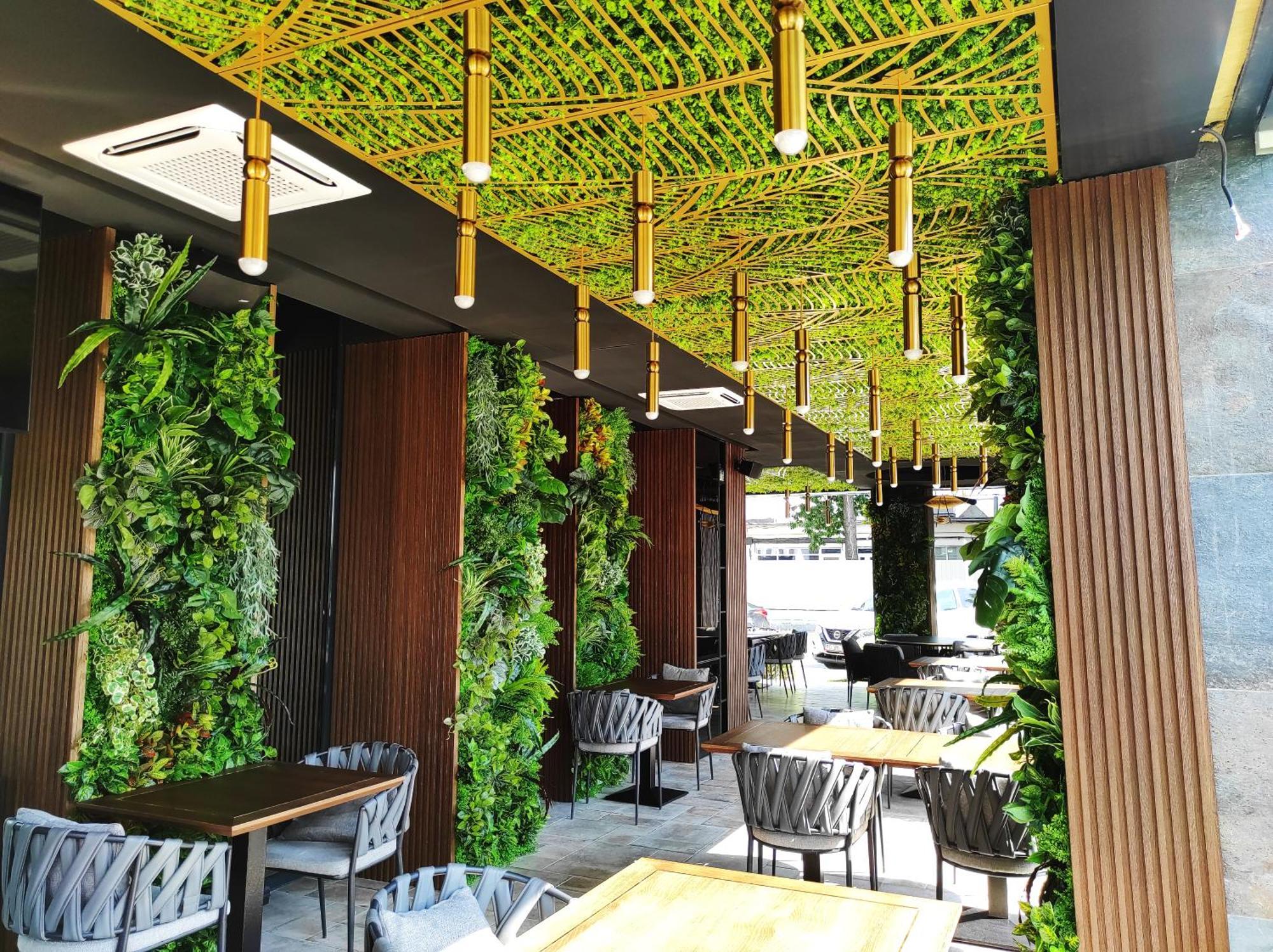 Hotel Kristal Фокшаны Экстерьер фото